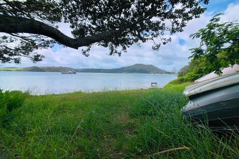 Photo of property in 38 Waterfront Road, Pukenui, 0484