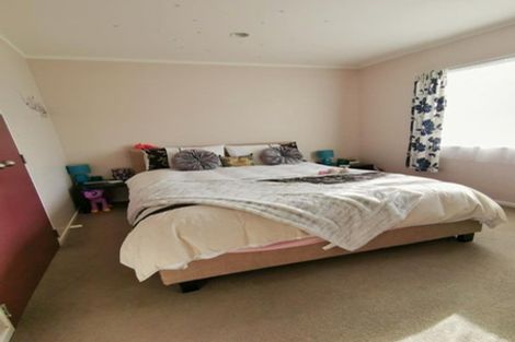 Photo of property in 151 Tirimoana Road, Te Atatu South, Auckland, 0602