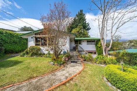 Photo of property in 3 Whangakoko Grove, Birchville, Upper Hutt, 5018