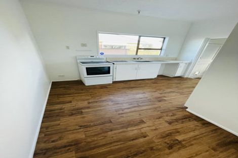 Photo of property in 27 Jackson Street, College Estate, Whanganui, 4500