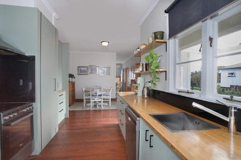 Photo of property in 61 Skerman Street, Marton, 4710