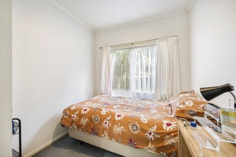 Photo of property in 54 Fortunatus Street, Brooklyn, Wellington, 6021