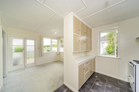 Photo of property in 26 Princess Street, Marton, 4710