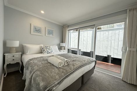 Photo of property in 7b Garadice Road, Rothesay Bay, Auckland, 0630