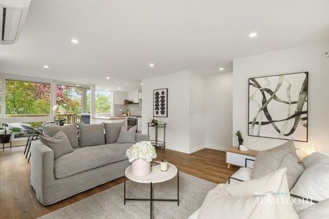 Photo of property in 2/22 Rangatira Road, Birkenhead, Auckland, 0626