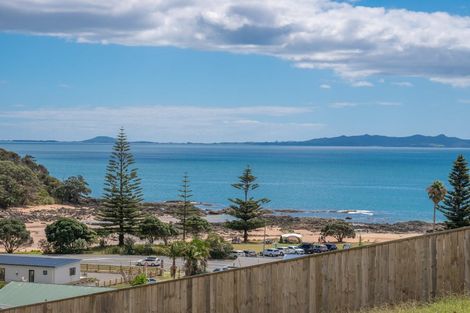 Photo of property in 36 Stratford Drive, Cable Bay, 0420
