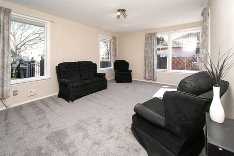 Photo of property in 413 Linwood Avenue, Bromley, Christchurch, 8062