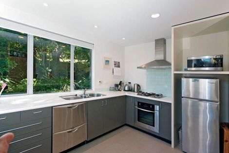 Photo of property in 94b Onslow Road, Khandallah, Wellington, 6035