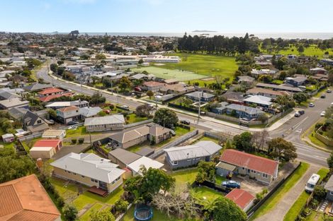 Photo of property in 54 Links Avenue, Mount Maunganui, 3116