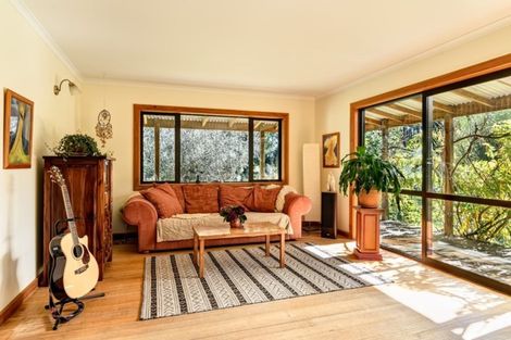 Photo of property in 7 Neudorf Road, Upper Moutere, 7175