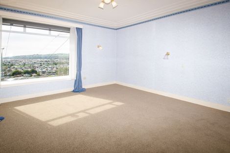 Photo of property in 42 Easther Crescent, Kew, Dunedin, 9012