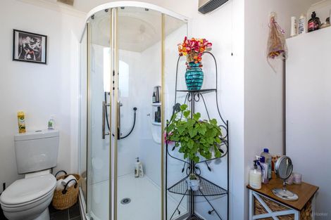 Photo of property in 10 Studholme Street, Waimate, 7924