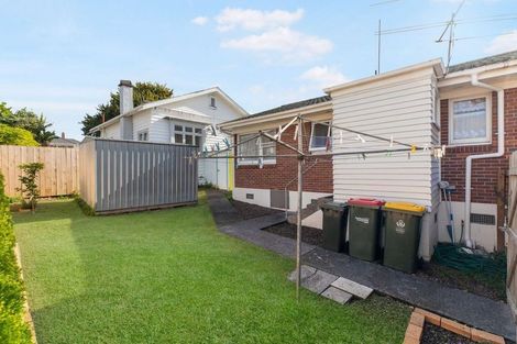 Photo of property in 2/70 Station Road, Papatoetoe, Auckland, 2025