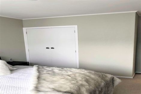 Photo of property in 16 Seattle Grove, Totara Park, Upper Hutt, 5018