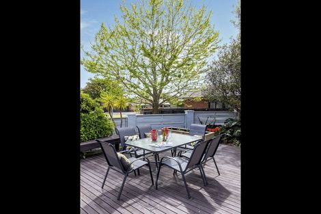 Photo of property in 62 Golfland Drive, Golflands, Auckland, 2013