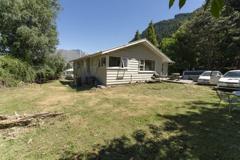 Photo of property in 22 Bowen Street, Queenstown, 9300