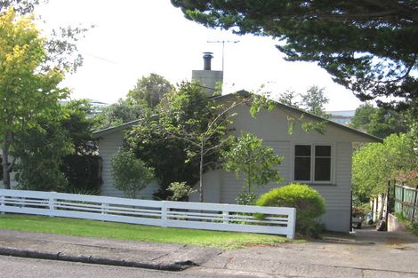 Photo of property in 39 Longburn Road, Henderson, Auckland, 0610