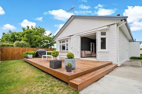 Photo of property in 52 Selwyn Street, Leeston, 7632