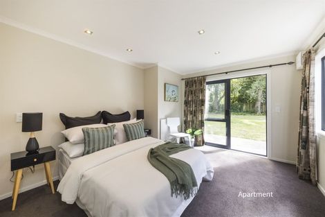 Photo of property in 4 Waicola Drive, Fitzherbert, Palmerston North, 4471