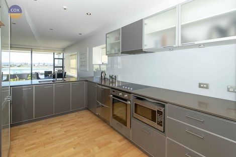 Photo of property in 301/7 Humber Street, Pandora, Napier, 4110