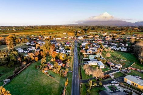 Photo of property in 22 Beaconsfield Road, Midhirst, Stratford, 4394