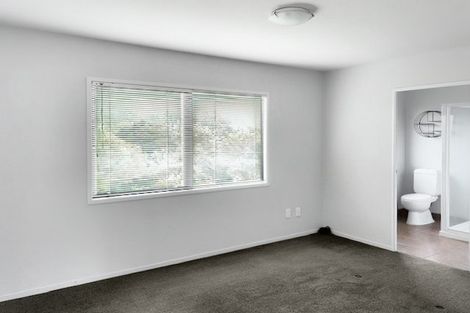 Photo of property in 4/18 Roanoke Way, Albany, Auckland, 0632