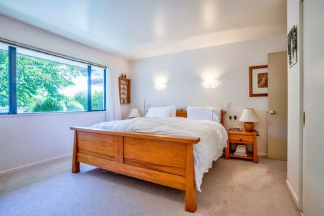 Photo of property in 72 Meadowstone Drive, Wanaka, 9305