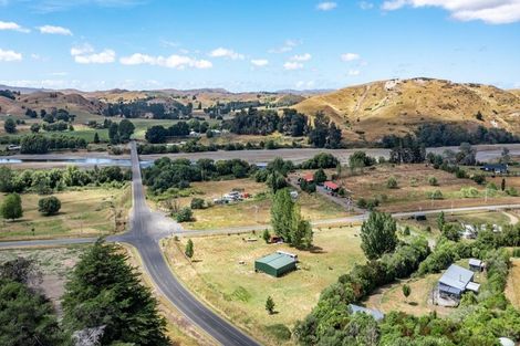 Photo of property in 105 Tamumu Church Road, Otane, 4271