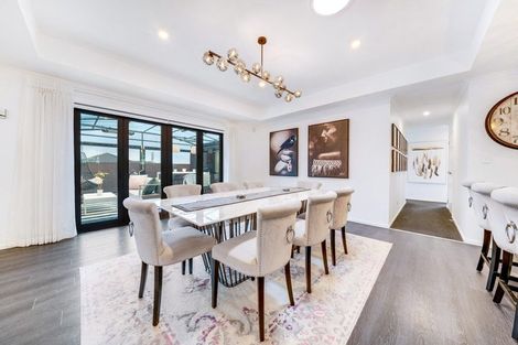 Photo of property in 42 Twin Parks Rise, Papakura, 2110