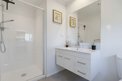 Photo of property in 1 Te Wharo Drive, Papamoa, 3118