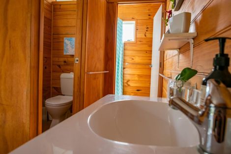 Photo of property in 473e Tuateawa Road, Tuateawa, Coromandel, 3583