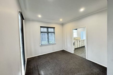 Photo of property in 1006 Tremaine Avenue, Roslyn, Palmerston North, 4414