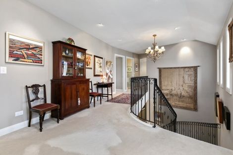 Photo of property in 1 Edgecumbe Road, Tauranga, 3110