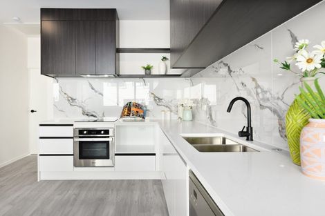 Photo of property in 17d Ranch Avenue, Beach Haven, Auckland, 0626