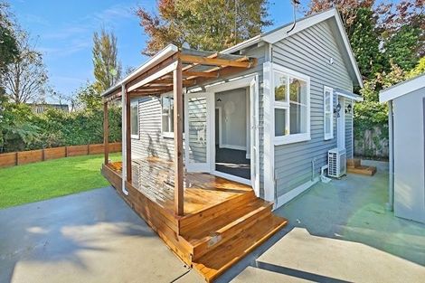 Photo of property in 2/188 Hills Road, Edgeware, Christchurch, 8013