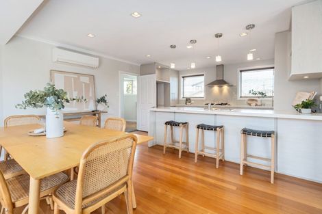 Photo of property in 39 Inwoods Road, Parklands, Christchurch, 8083