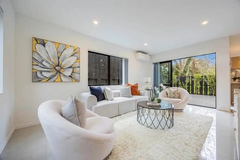 Photo of property in 37d Matipo Road, Mairangi Bay, Auckland, 0630