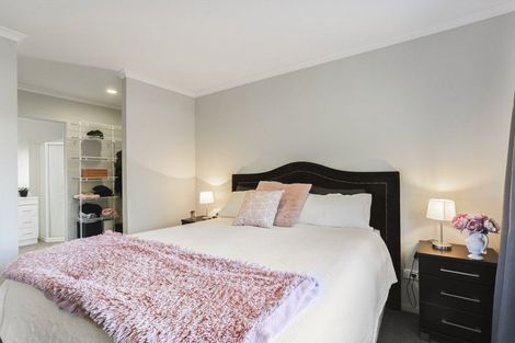 Photo of property in 66 Shillingford Boulevard, Rolleston, 7615