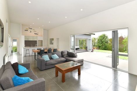 Photo of property in 76 Omana Avenue, Shelly Beach, Helensville, 0874