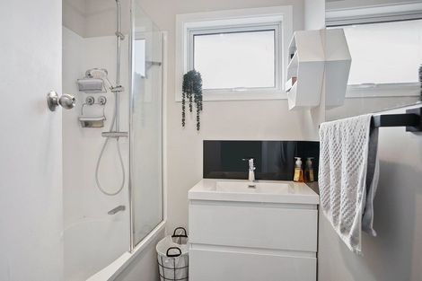 Photo of property in 13 Browning Street, Leamington, Cambridge, 3432