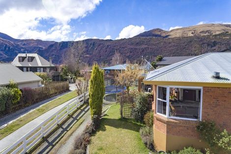 Photo of property in 74 Cotter Avenue, Arrowtown, 9302