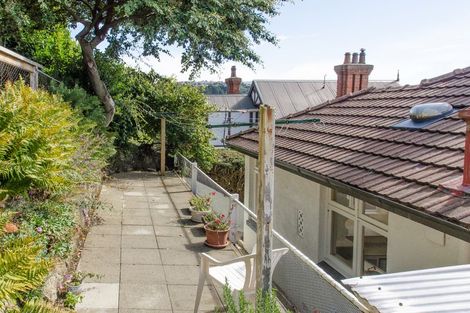 Photo of property in 42 Easther Crescent, Kew, Dunedin, 9012