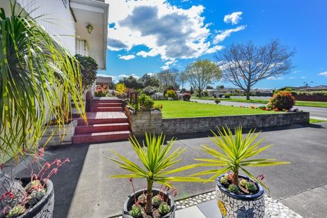 Photo of property in 115 Flaxmere Avenue, Flaxmere, Hastings, 4120