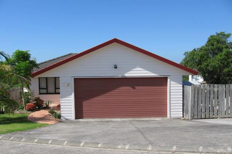 Photo of property in 17 Ian Sage Avenue, Torbay, Auckland, 0630