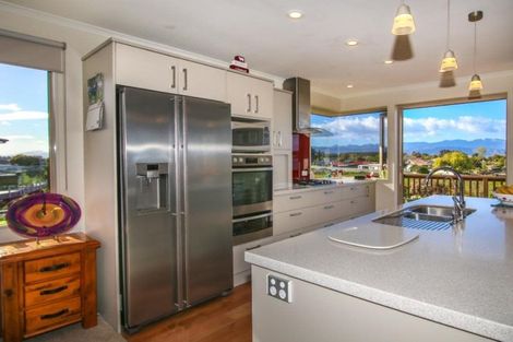 Photo of property in 10 Coutts Place, Mapua, 7005