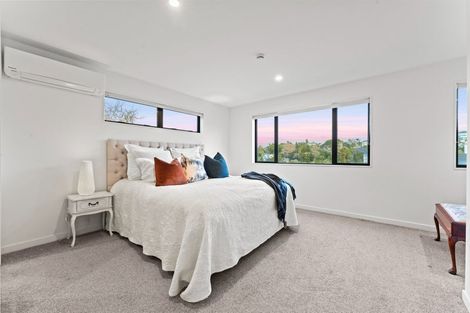 Photo of property in 37b Hythe Terrace, Mairangi Bay, Auckland, 0630