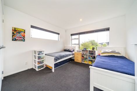Photo of property in 20 Cosgrove Rise, Riverstone Terraces, Upper Hutt, 5018