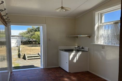 Photo of property in 126 Coutts Street, Kilbirnie, Wellington, 6022