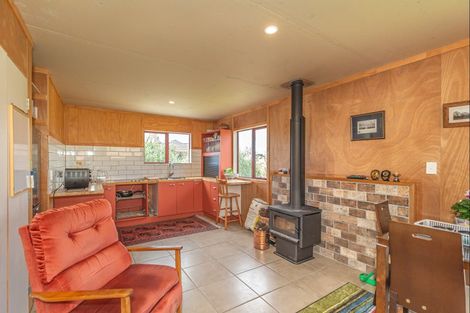 Photo of property in 104 Hokio Sand Road, Hokio Beach, Levin, 5571