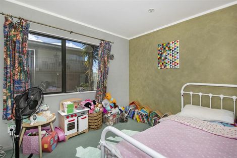 Photo of property in 32 Eureka Place, Parahaki, Whangarei, 0112